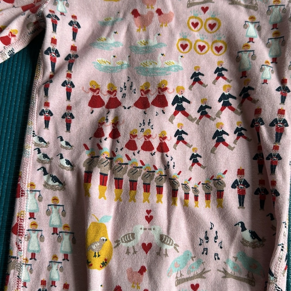 Hanna Andersson Little Sleepers with Feet Twelve Days of Christmas Pink Pajamas - Picture 7 of 8